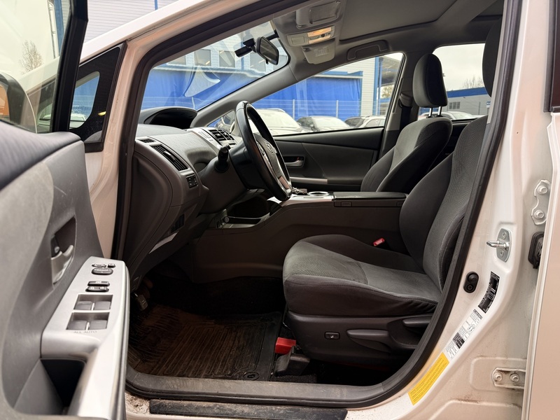 Toyota Prius+ vaihtoauto