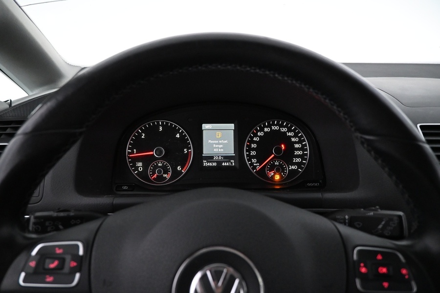 Volkswagen Touran vaihtoauto