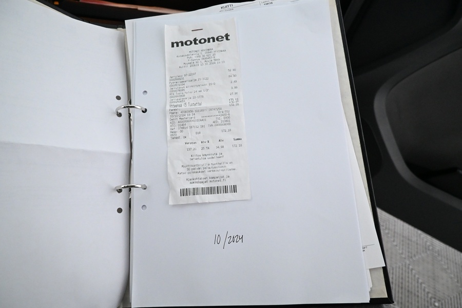 Volkswagen Touran vaihtoauto