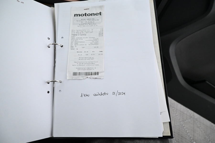 Volkswagen Touran vaihtoauto