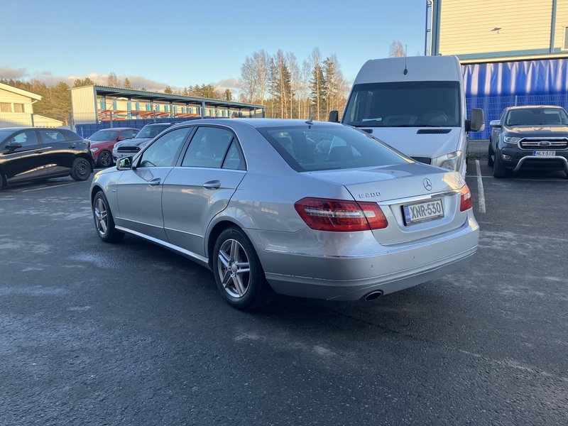 Mercedes-Benz E vaihtoauto
