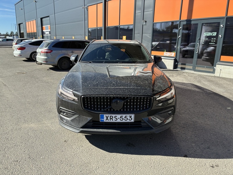 Volvo V60 Cross Country vaihtoauto