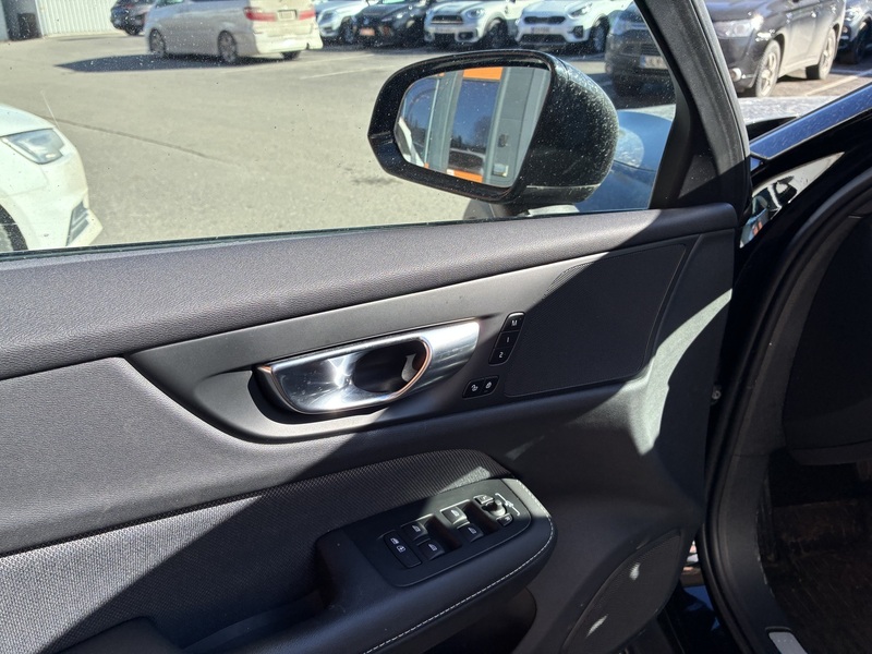 Volvo V60 Cross Country vaihtoauto