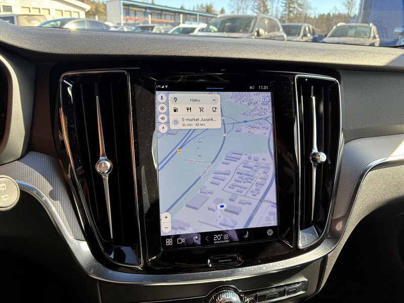 Volvo V60 Cross Country vaihtoauto