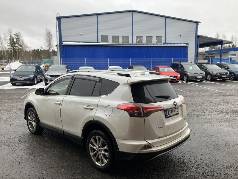 Toyota RAV4 vaihtoauto