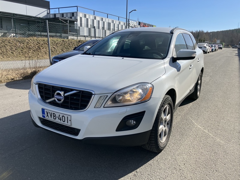 Volvo XC60 vaihtoauto
