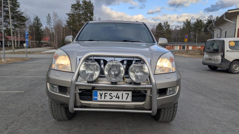 Toyota Land Cruiser vaihtoauto