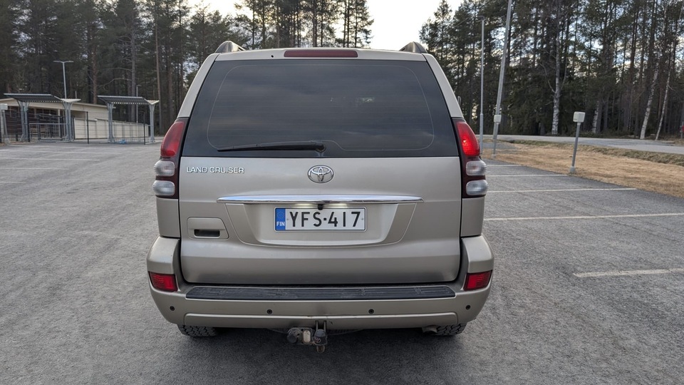 Toyota Land Cruiser vaihtoauto