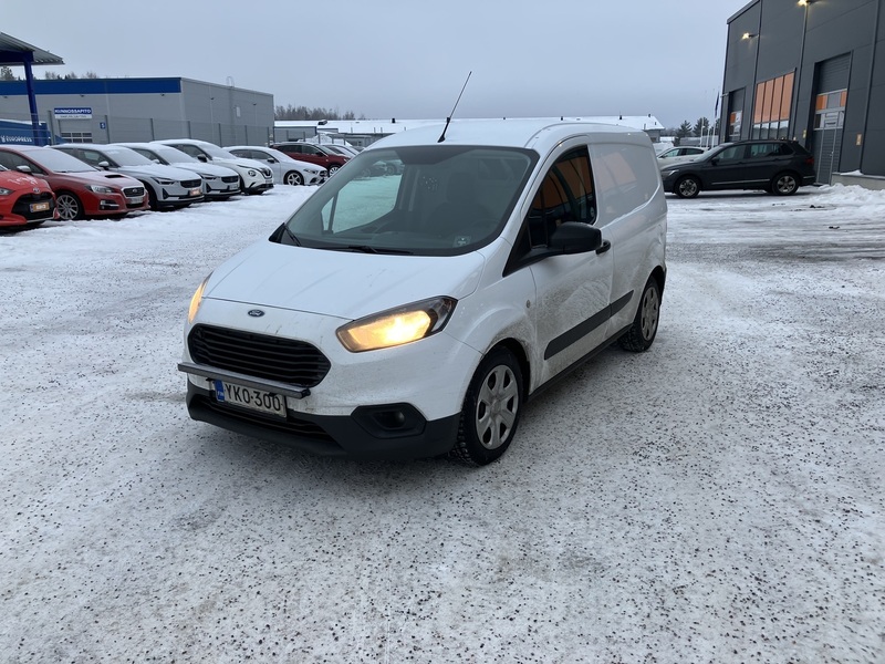 Ford Transit Courier vaihtoauto