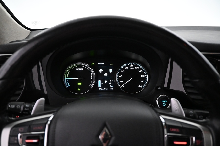 Mitsubishi Outlander PHEV vaihtoauto