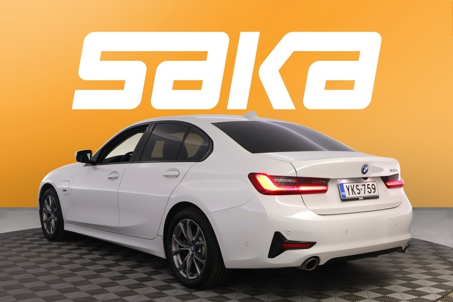 BMW 320 vaihtoauto