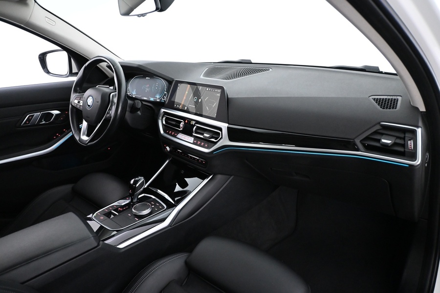BMW 320 vaihtoauto