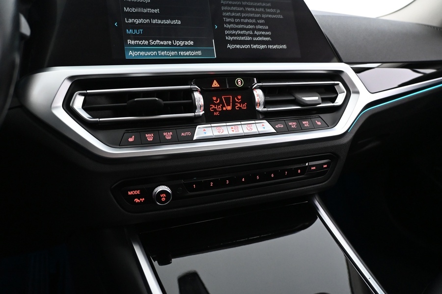 BMW 320 vaihtoauto