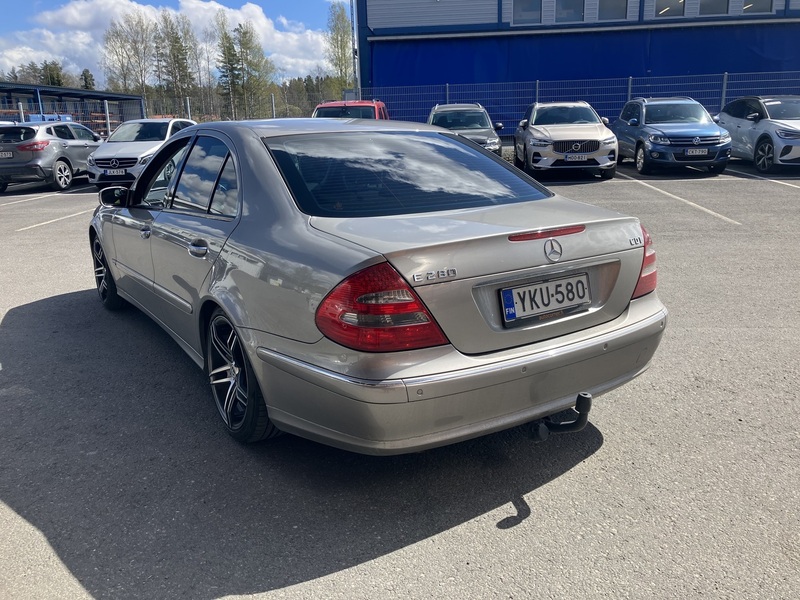 Mercedes-Benz E vaihtoauto