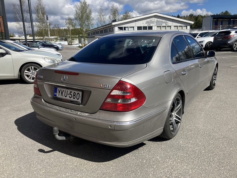 Mercedes-Benz E vaihtoauto