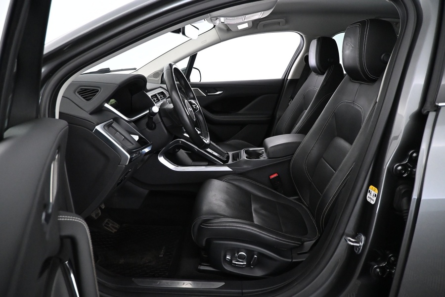 Jaguar I-PACE vaihtoauto