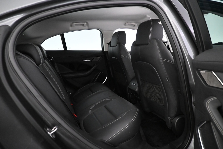 Jaguar I-PACE vaihtoauto