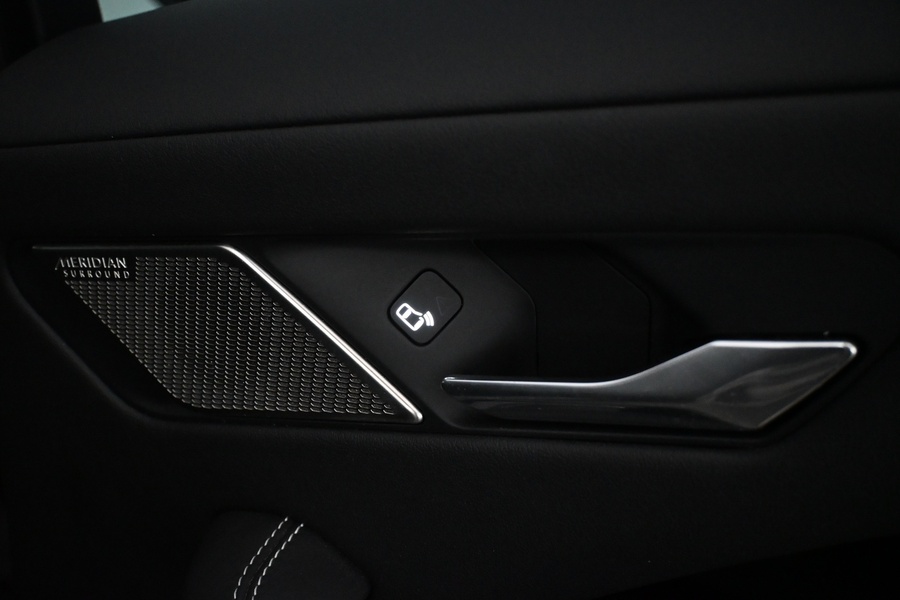 Jaguar I-PACE vaihtoauto