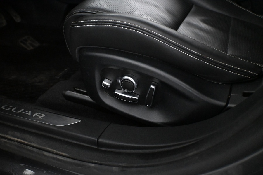 Jaguar I-PACE vaihtoauto