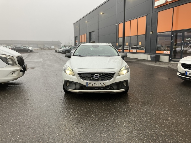 Volvo V40 Cross Country vaihtoauto