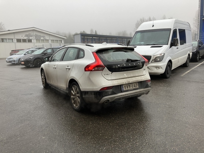 Volvo V40 Cross Country vaihtoauto
