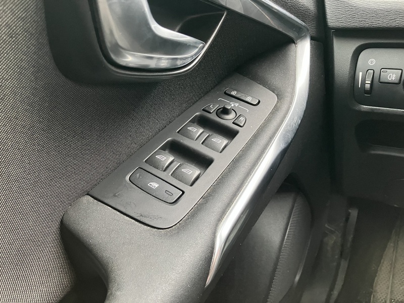 Volvo V40 Cross Country vaihtoauto