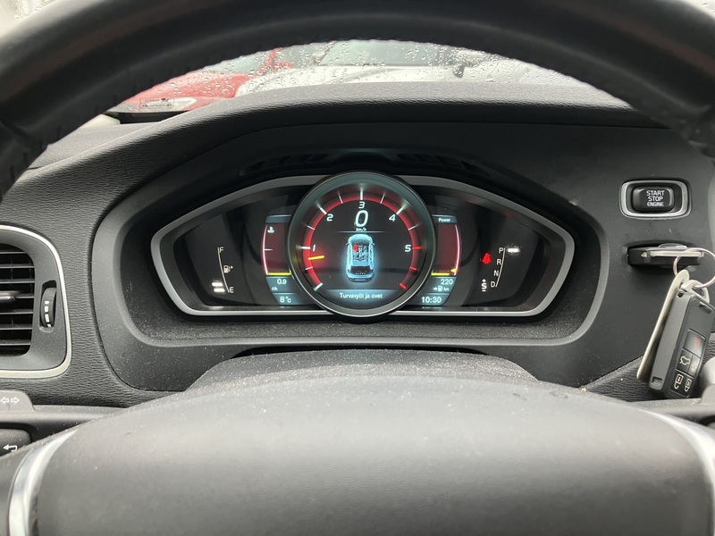 Volvo V40 Cross Country vaihtoauto