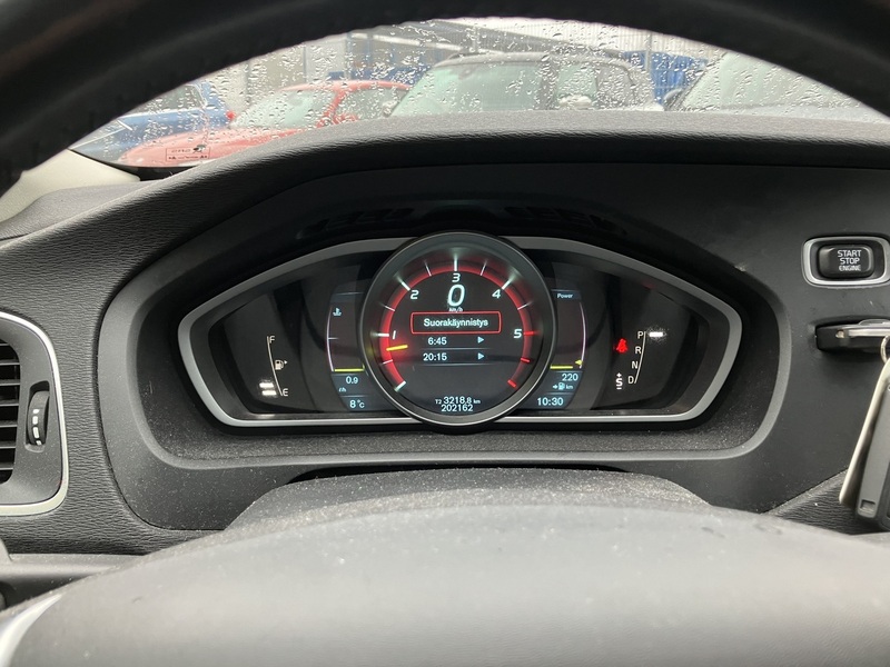 Volvo V40 Cross Country vaihtoauto