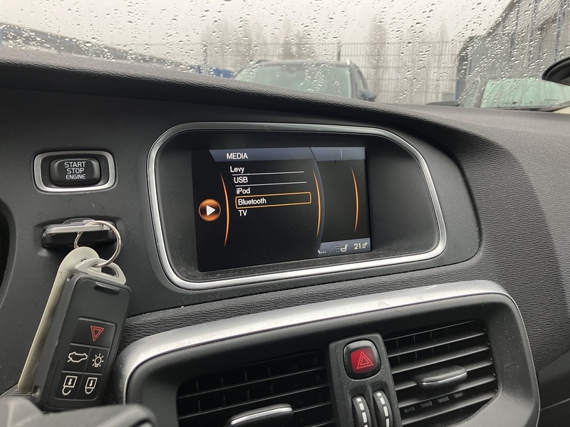 Volvo V40 Cross Country vaihtoauto