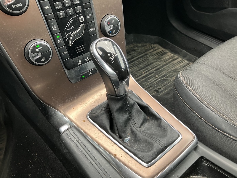 Volvo V40 Cross Country vaihtoauto