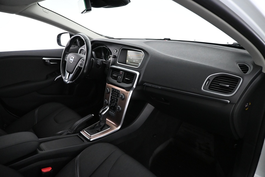 Volvo V40 Cross Country vaihtoauto