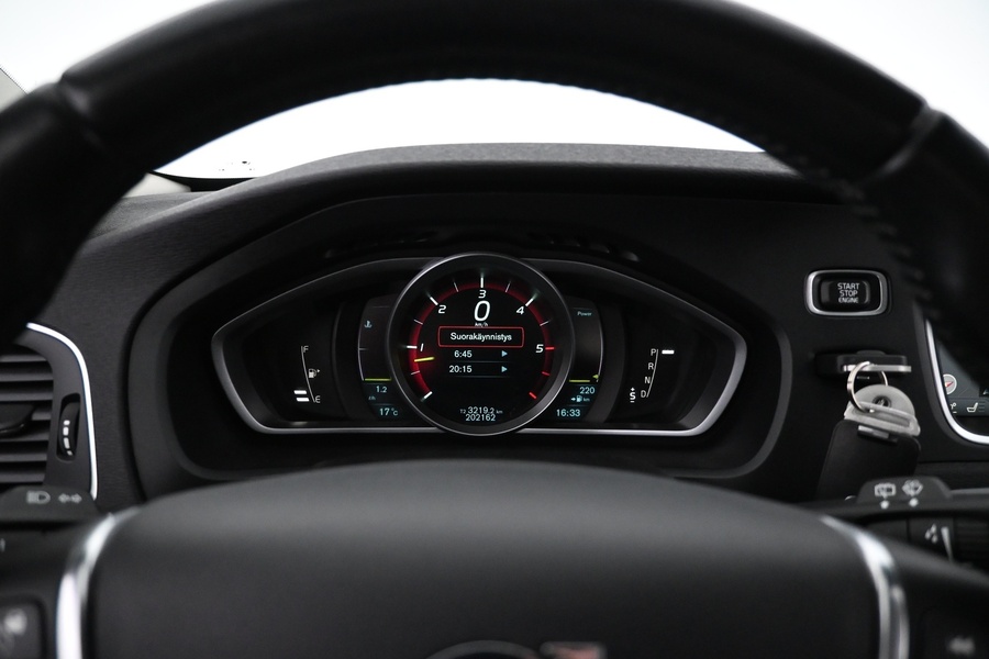 Volvo V40 Cross Country vaihtoauto