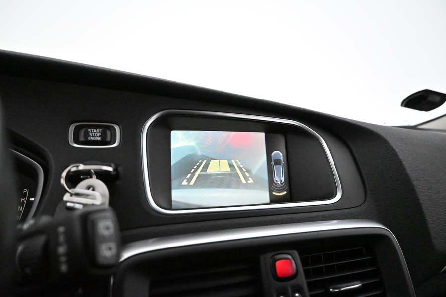 Volvo V40 Cross Country vaihtoauto