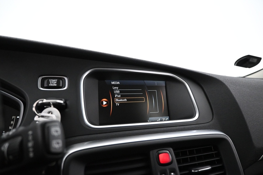 Volvo V40 Cross Country vaihtoauto