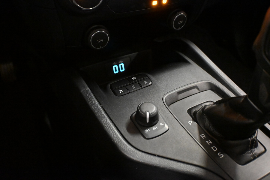 Ford Ranger vaihtoauto