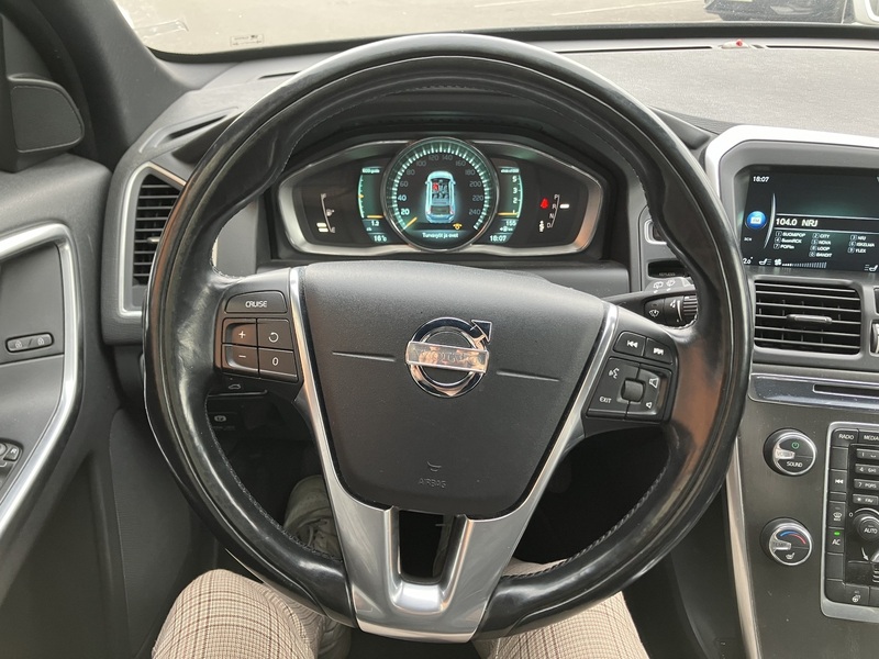 Volvo XC60 vaihtoauto