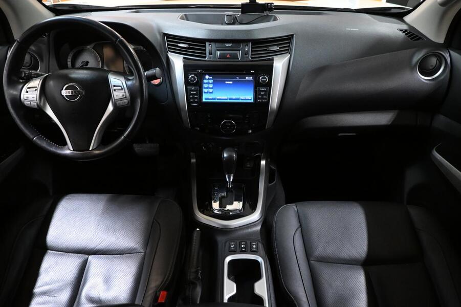 Nissan Navara vaihtoauto