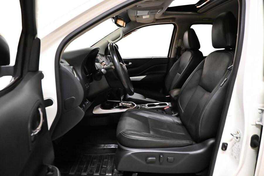 Nissan Navara vaihtoauto