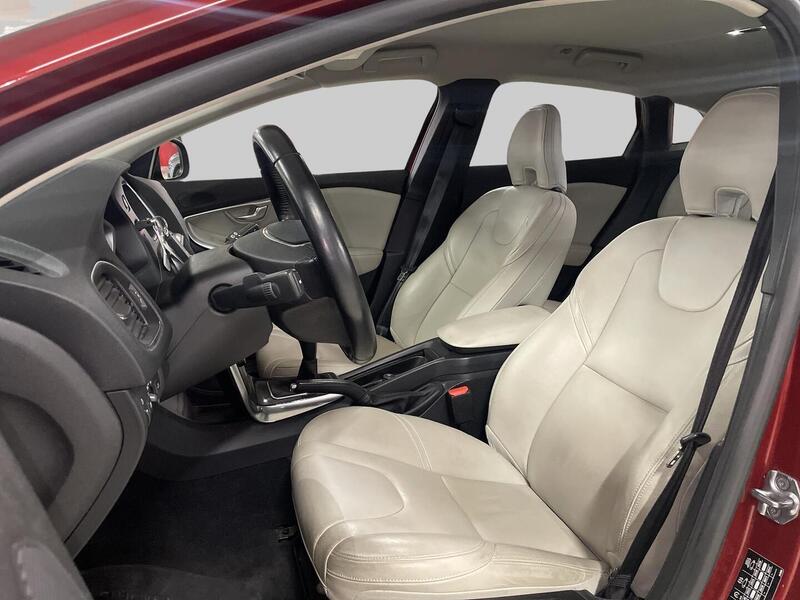 Volvo V40 vaihtoauto