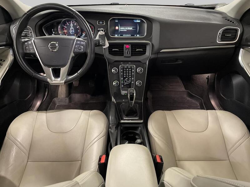 Volvo V40 vaihtoauto