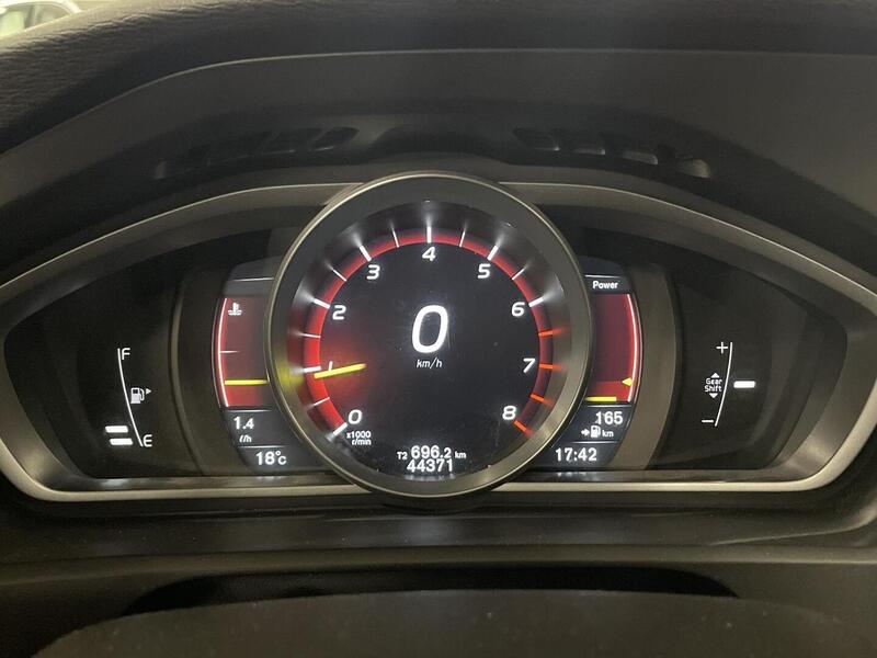 Volvo V40 vaihtoauto