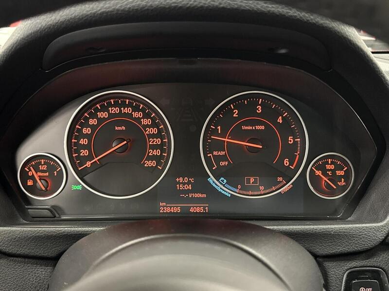 BMW 330 vaihtoauto