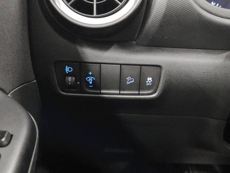 Hyundai Kona vaihtoauto