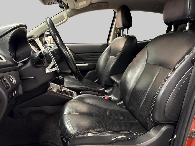 Mitsubishi L200 vaihtoauto