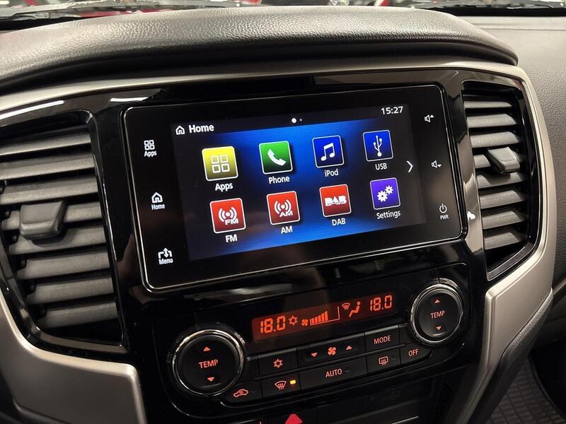 Mitsubishi L200 vaihtoauto