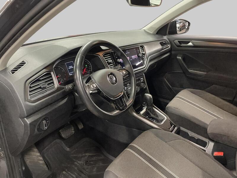 Volkswagen T-Roc vaihtoauto