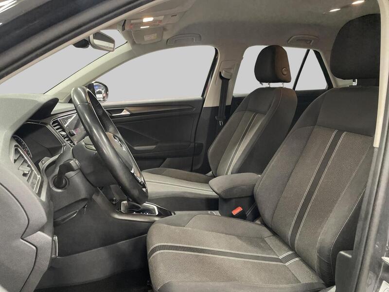 Volkswagen T-Roc vaihtoauto