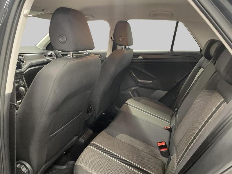 Volkswagen T-Roc vaihtoauto