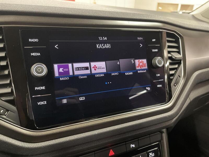 Volkswagen T-Roc vaihtoauto