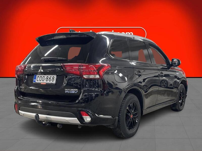 Mitsubishi Outlander PHEV vaihtoauto